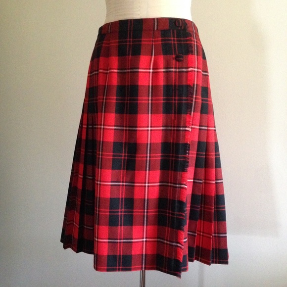 Vintage Dresses & Skirts - Red and Black Plaid Wool Skirt